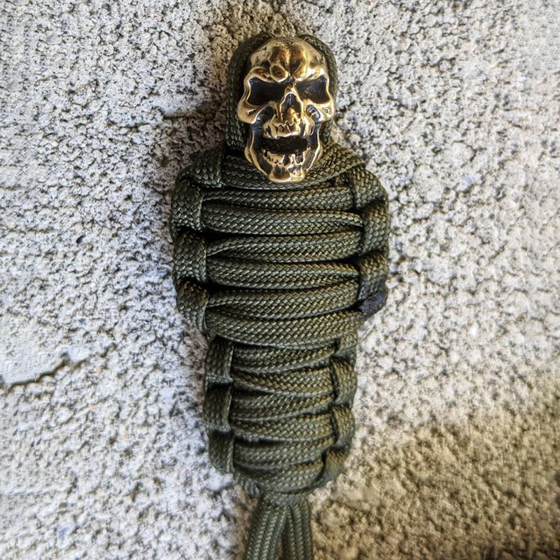 Paracord Nyckelring Mumie Mässingsskalle