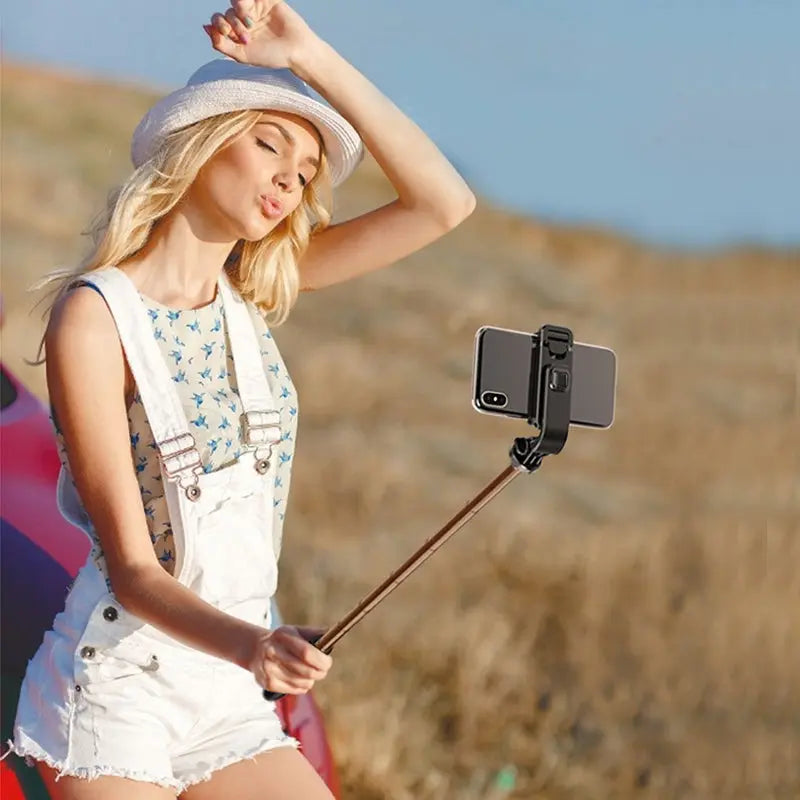 3 i 1 Bluetooth Selfie Stick - Lamora Sverige