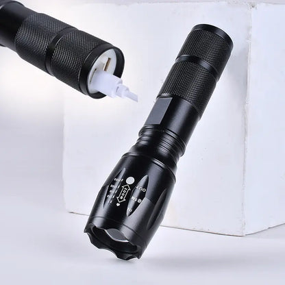 Aluminum flashlight USB rechargeable flashlight - Lamora Sverige