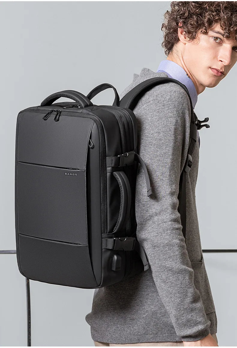 Vattentät Reseryggsäck för Män | Business Laptop Backpack med USB | Perfekt Julklapp – 17.3 Tum Expandabel Design