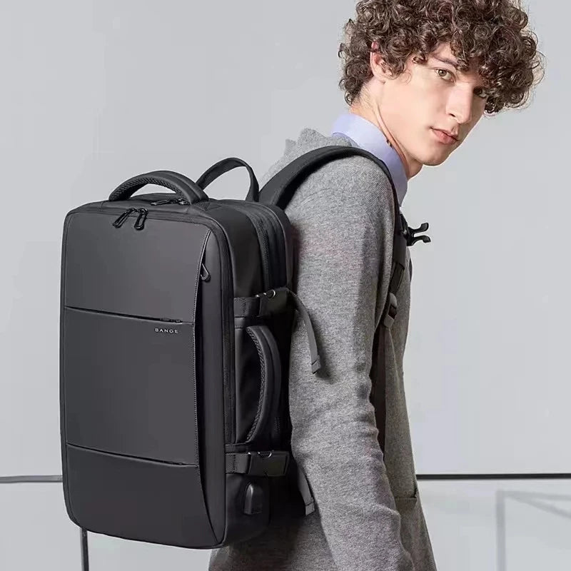 Vattentät Reseryggsäck för Män | Business Laptop Backpack med USB | Perfekt Julklapp – 17.3 Tum Expandabel Design