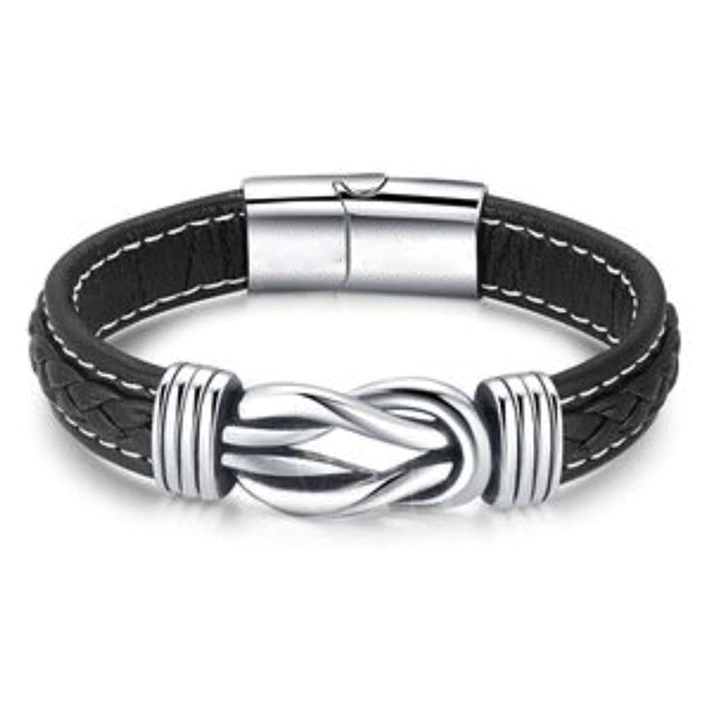 Flätat läderarmband