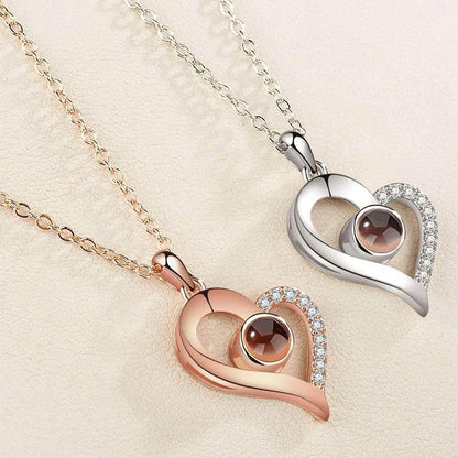 Love Projection Heart Halsband