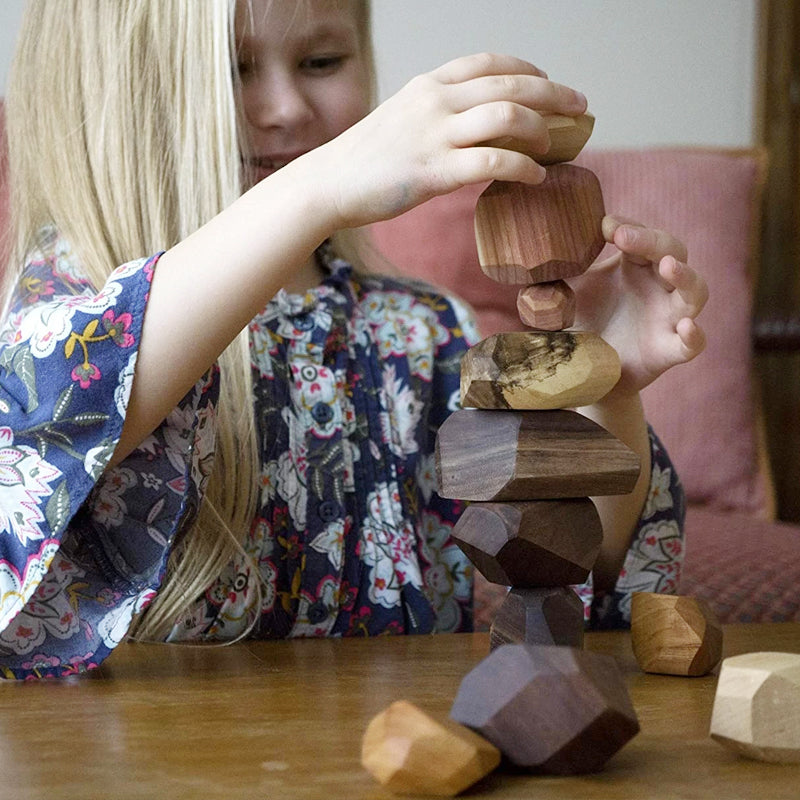 Träbalansblocklek med stenmönster